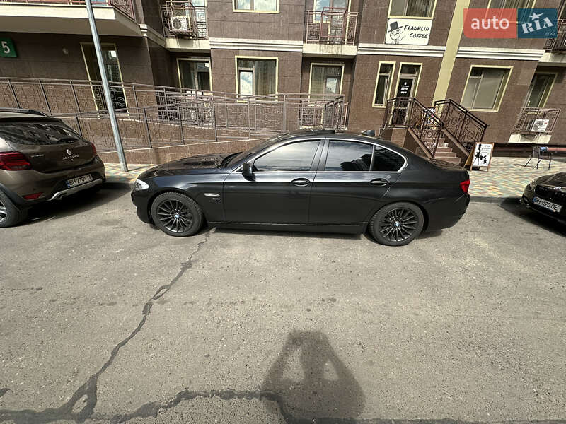 Седан BMW 5 Series 2012 в Києві фото 7 Седан BMW 5 Series 2012 в Києві