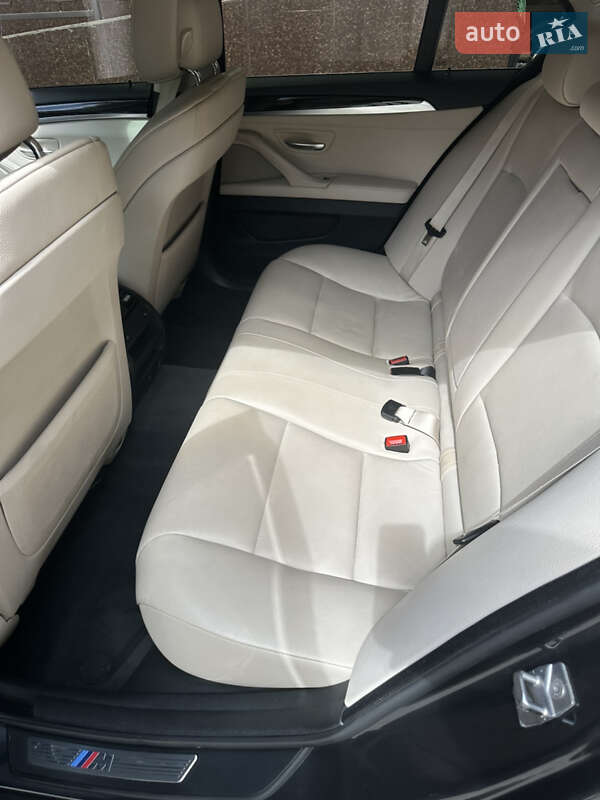 Седан BMW 5 Series 2012 в Києві фото 20 Седан BMW 5 Series 2012 в Києві