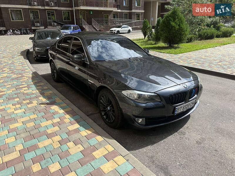 Седан BMW 5 Series 2012 в Києві фото 25 Седан BMW 5 Series 2012 в Києві