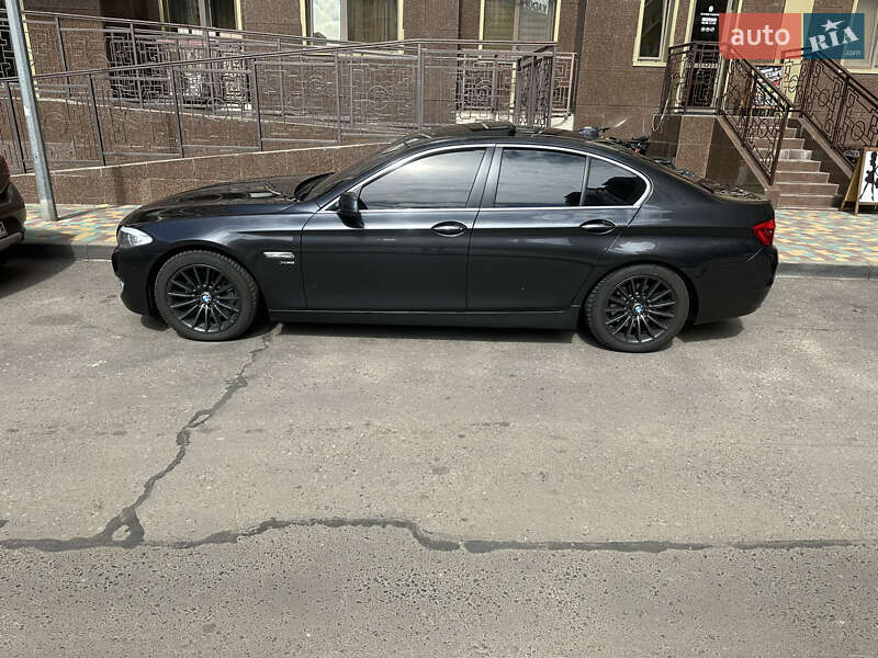 Седан BMW 5 Series 2012 в Києві фото 32 Седан BMW 5 Series 2012 в Києві