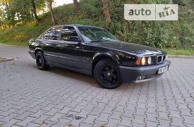 Седан BMW 5 Series 1994 в Судовій Вишні