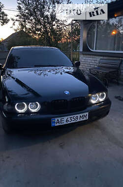 Седан BMW 5 Series 1997 в Днепре