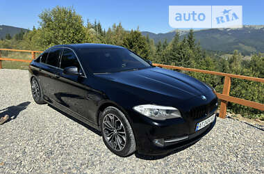 Седан BMW 5 Series 2012 в Львове