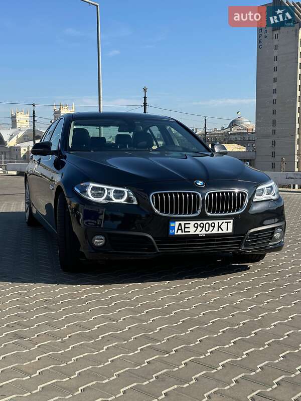 BMW 5 Series 2016