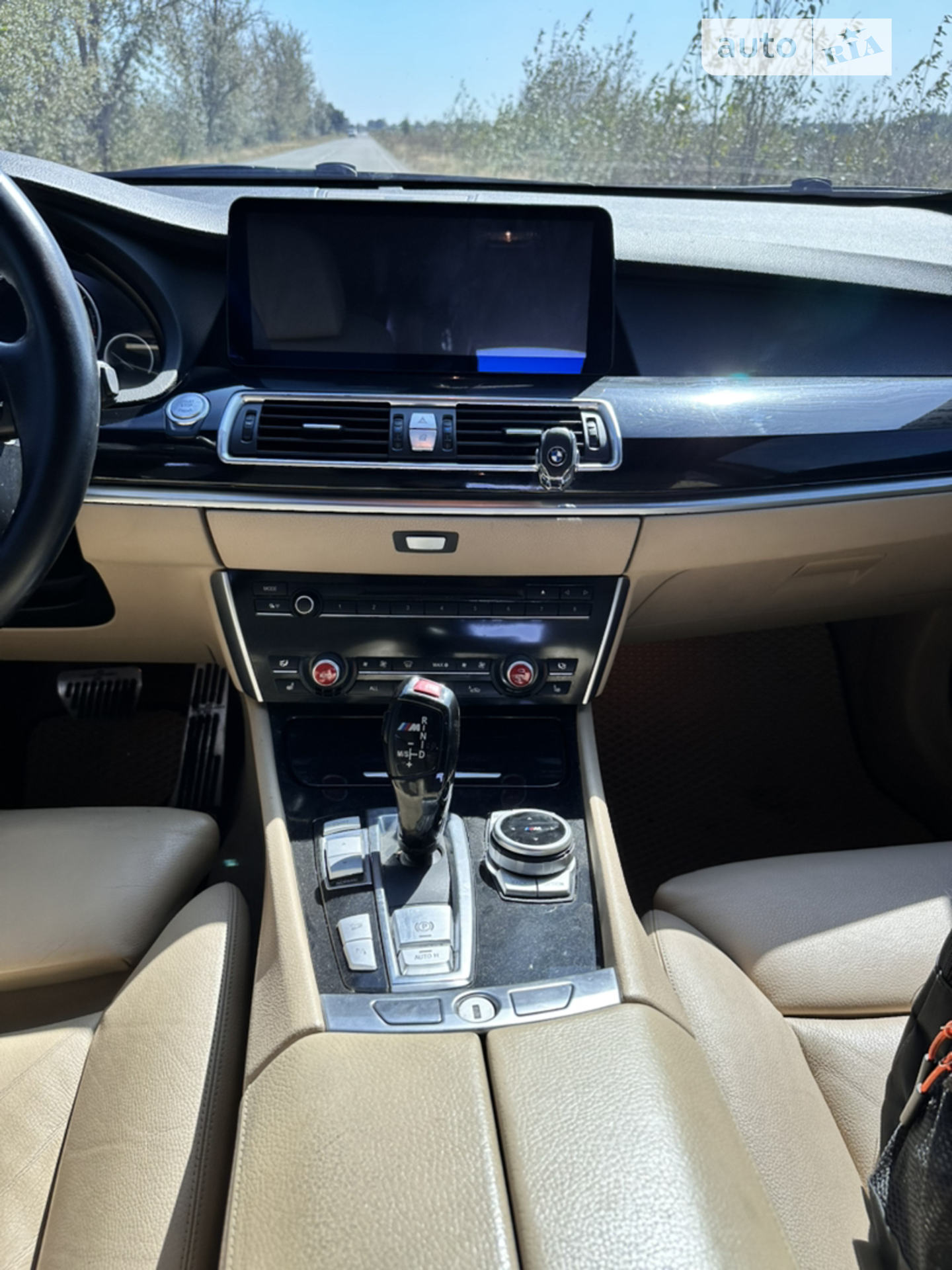 2010 BMW 5er - мініатюра 33