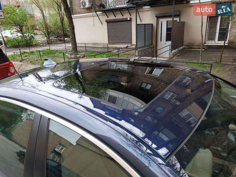 Седан BMW 5 Series 2014 в Запоріжжі