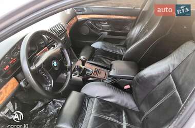 Седан BMW 5 Series 1998 в Черновцах