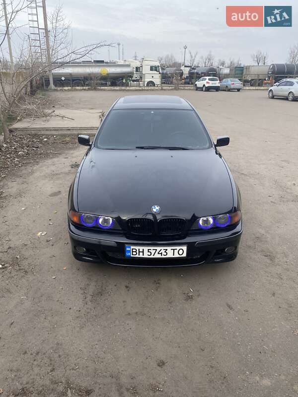 Седан BMW 5 Series 1998 в Петриківці