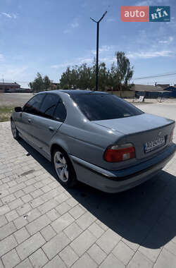 Седан BMW 5 Series 1998 в Виноградові