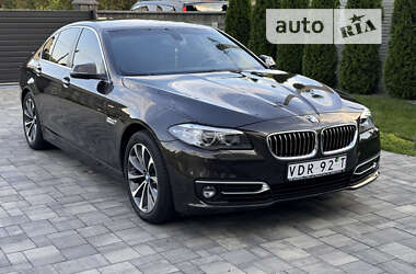 Седан BMW 5 Series 2015 в Ровно