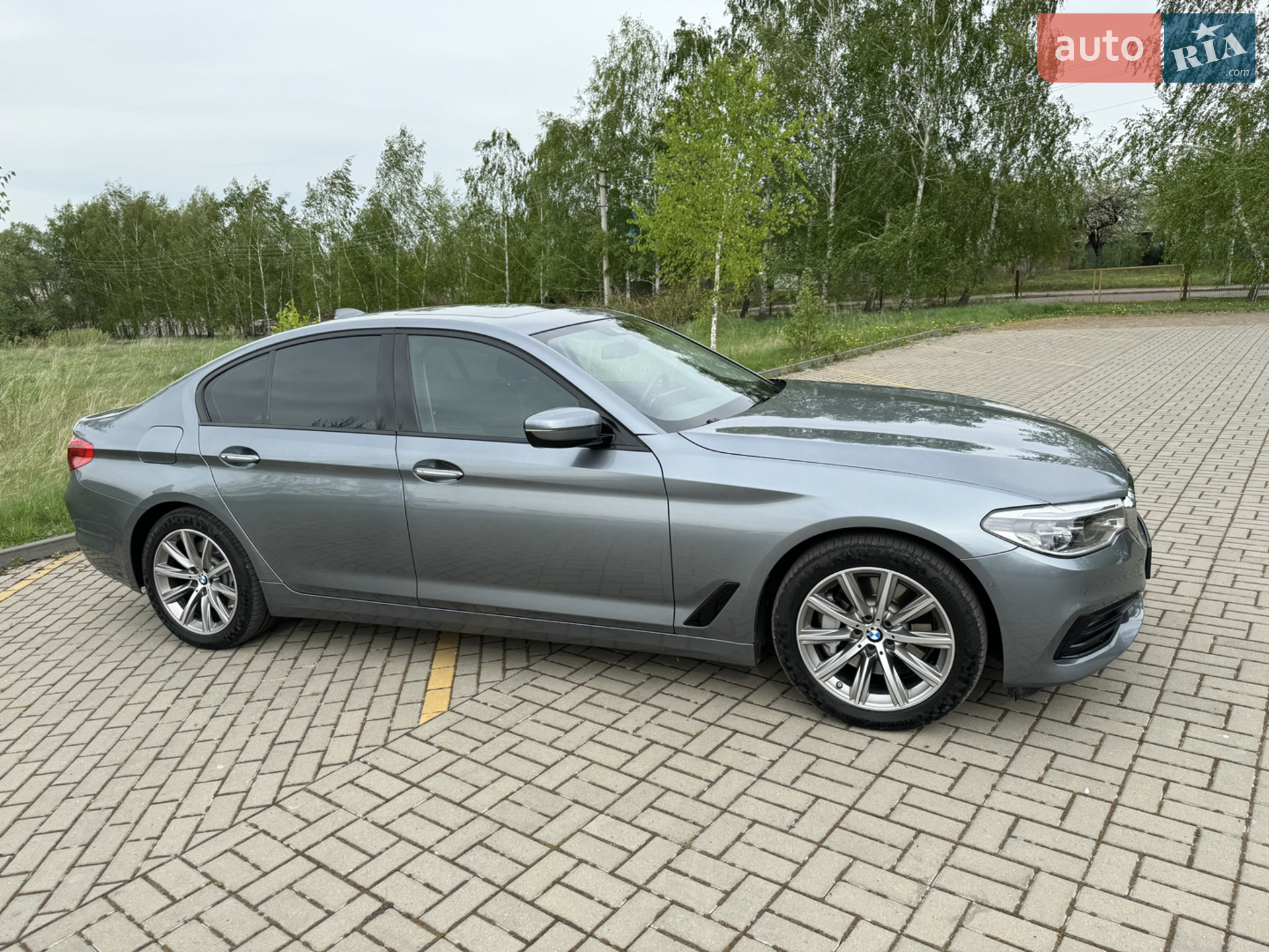 2017 BMW 5er - мініатюра 2