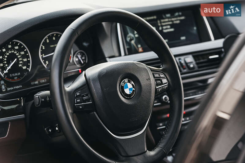 Седан BMW 5 Series 2013 в Черкассах