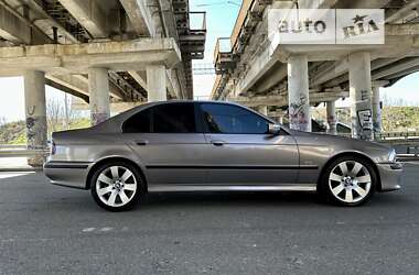 Седан BMW 5 Series 1998 в Одессе