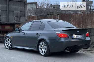 Седан BMW 5 Series 2006 в Мукачево