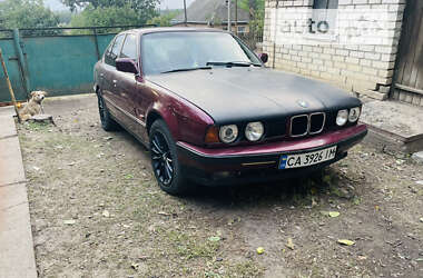 Седан BMW 5 Series 1991 в Малій Висці