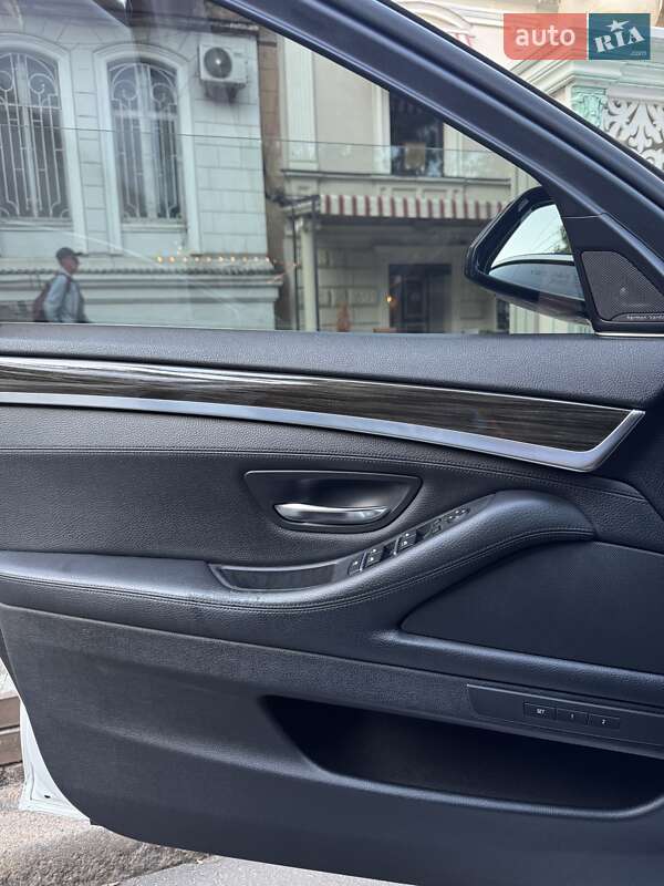 Седан BMW 5 Series 2014 в Одесі