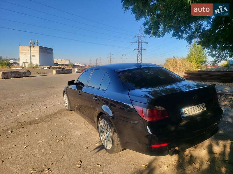 Седан BMW 5 Series 2004 в Харькове