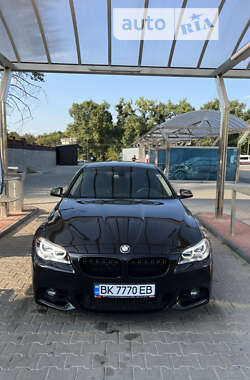 Седан BMW 5 Series 2014 в Ровно