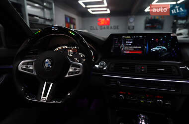 Седан BMW 5 Series 2015 в 