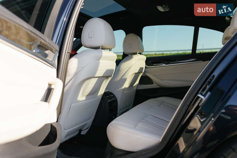 Седан BMW 5 Series 2017 в Львові фото 34 Седан BMW 5 Series 2017 в Львові