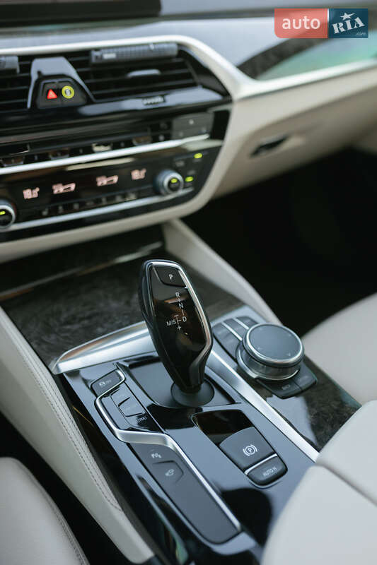 Седан BMW 5 Series 2017 в Львові фото 45 Седан BMW 5 Series 2017 в Львові