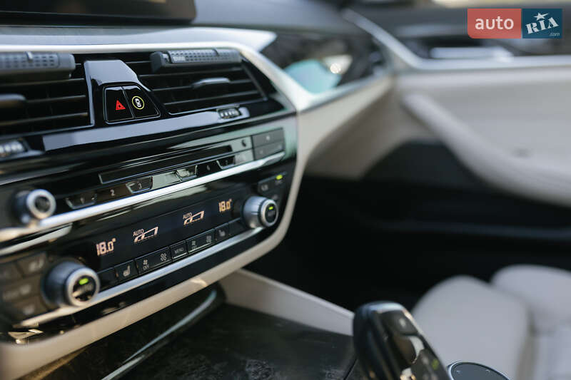 Седан BMW 5 Series 2017 в Львові фото 48 Седан BMW 5 Series 2017 в Львові