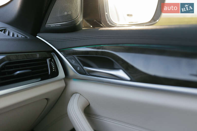Седан BMW 5 Series 2017 в Львові фото 57 Седан BMW 5 Series 2017 в Львові