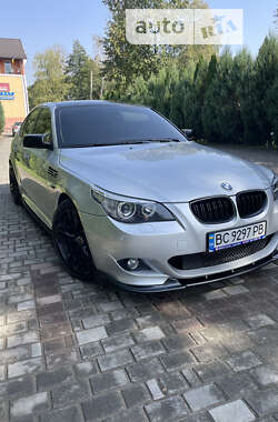 Седан BMW 5 Series 2006 в Самборі