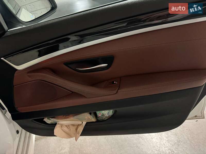 Универсал BMW 5 Series 2011 в Нововолынске