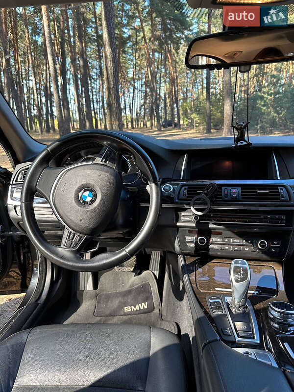 Седан BMW 5 Series 2015 в Сумах