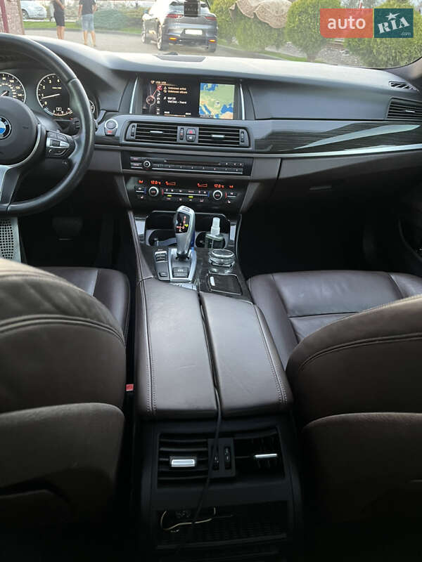 Седан BMW 5 Series 2014 в Тересве