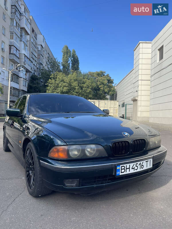 BMW 5 Series 1998