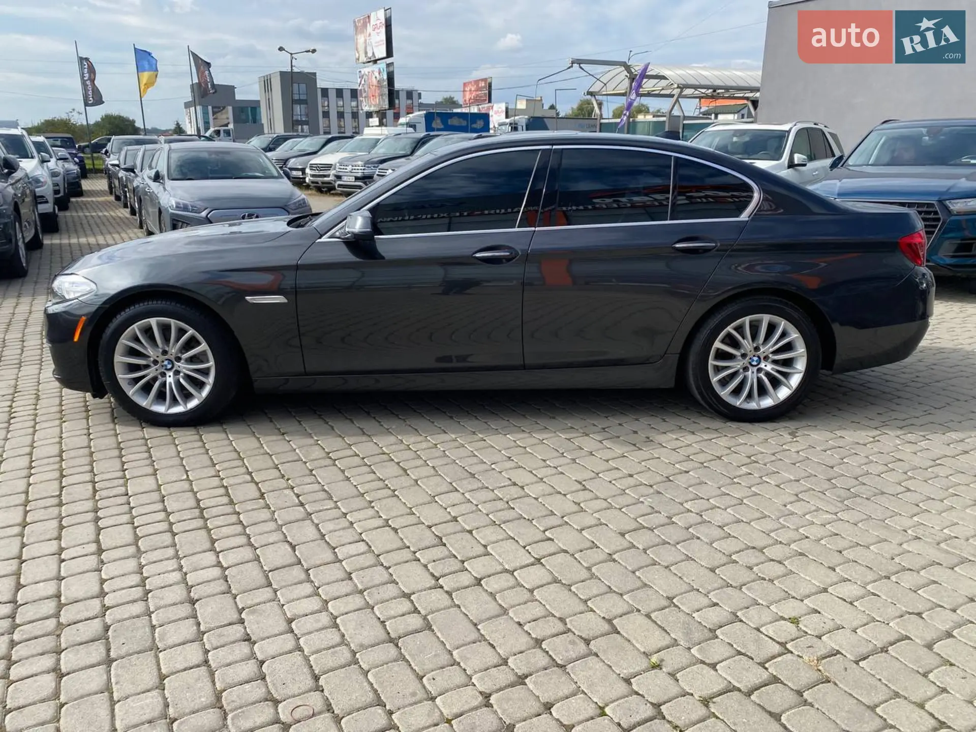 2014 BMW 5er - мініатюра 4