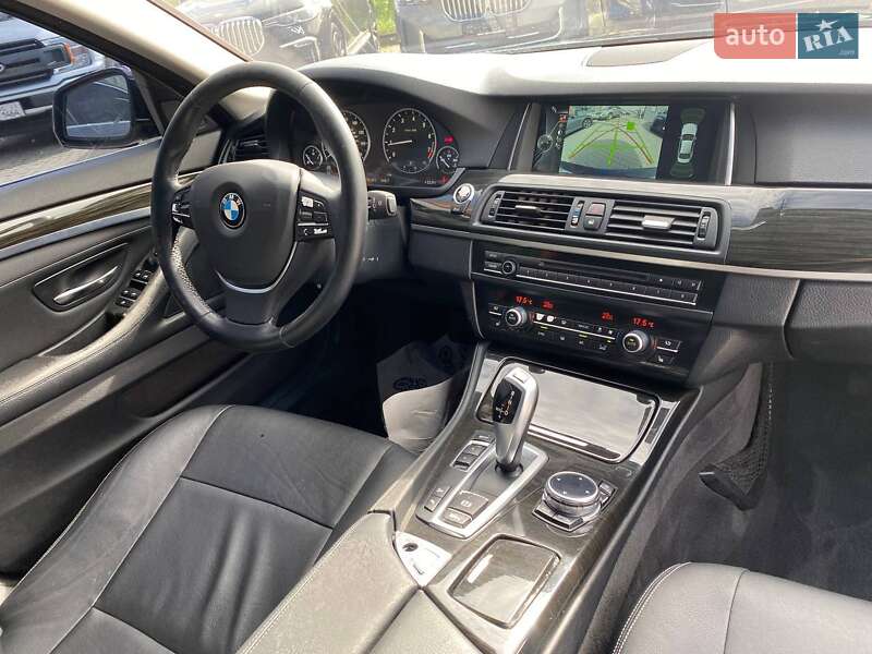 Седан BMW 5 Series 2014 в Львові