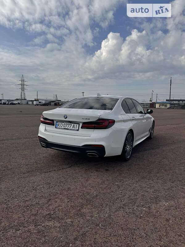 Седан BMW 5 Series 2018 в Ужгороді