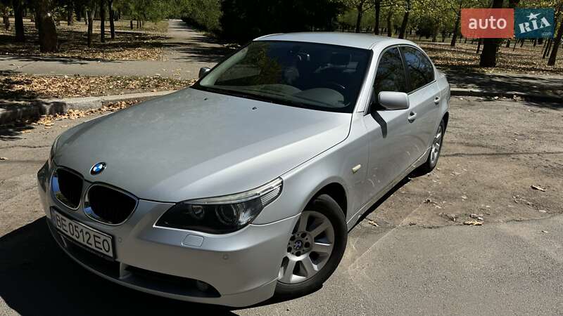 BMW 5 Series 2004