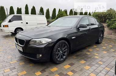 Седан BMW 5 Series 2012 в Чемерівцях