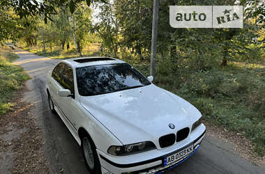 Седан BMW 5 Series 1999 в Виннице