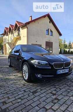 Седан BMW 5 Series 2011 в Львове