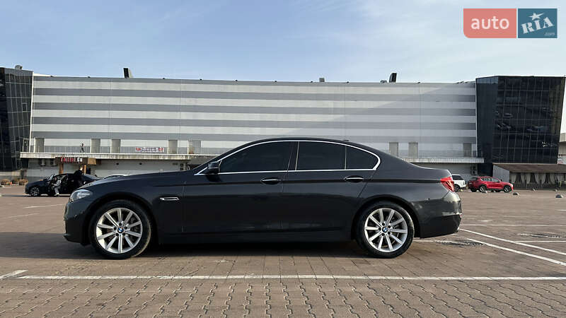Седан BMW 5 Series 2015 в Житомире