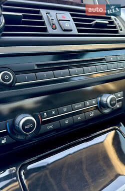 Седан BMW 5 Series 2015 в 