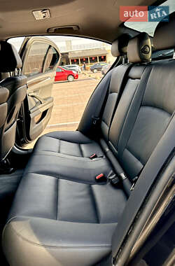 Седан BMW 5 Series 2015 в 