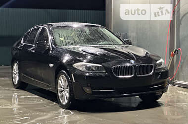 Седан BMW 5 Series 2011 в Львові