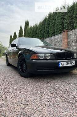 Седан BMW 5 Series 1999 в Киеве