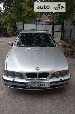 Седан BMW 5 Series 1999 в Виннице