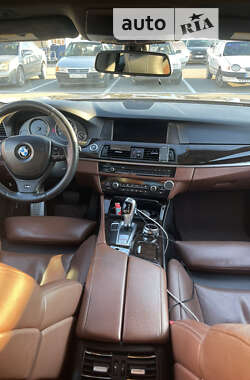 Седан BMW 5 Series 2011 в 