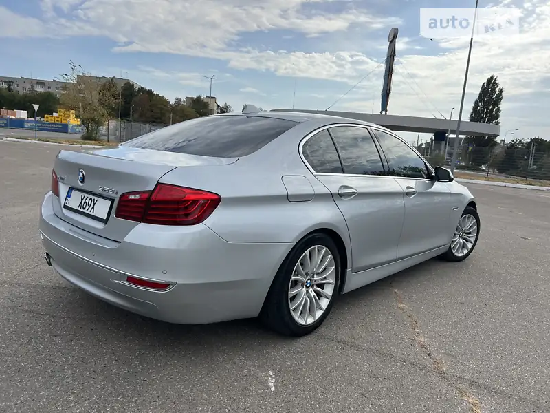 BMW 5 Series 2014 VIN WBA5A7C55ED619922 фото оголошення 10 з 98