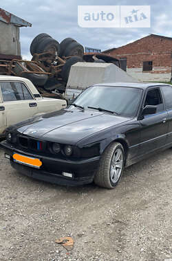 Седан BMW 5 Series 1995 в Львове