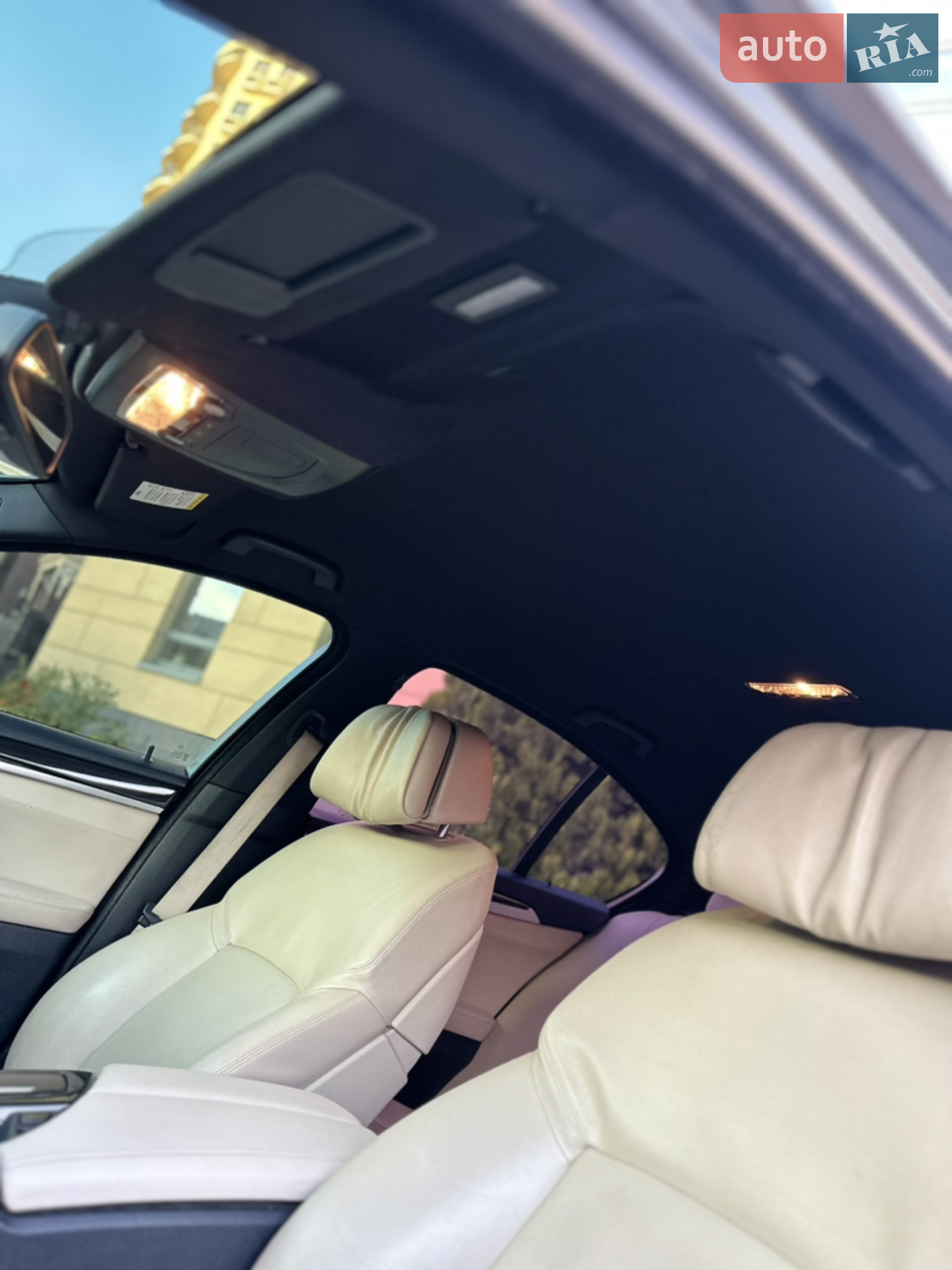 2011 BMW 5er - мініатюра 31