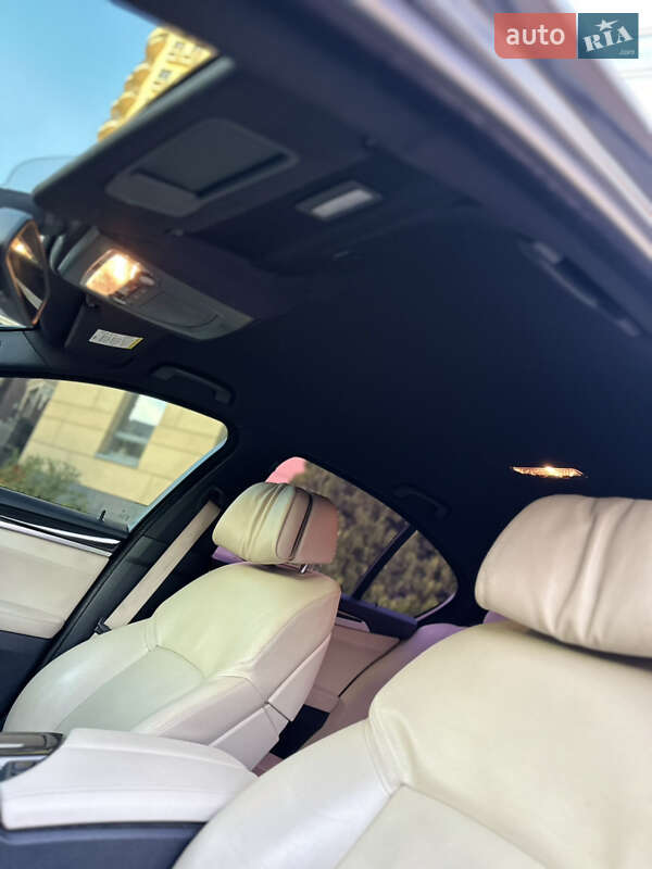 Седан BMW 5 Series 2011 в Одесі